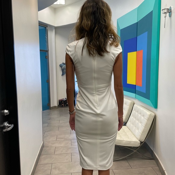 NWT Small White Form Fitting Dress 🕊 - Picture 11 of 14